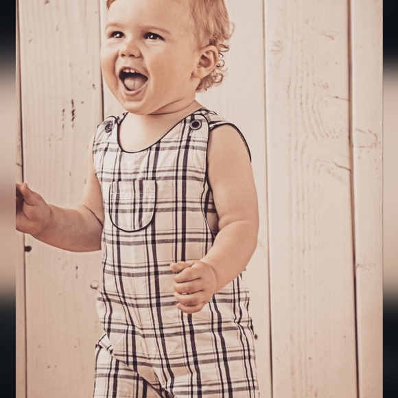 Busy Bees Nordstrom George Boys Romper NWOT 4 - Picture 10 of 12